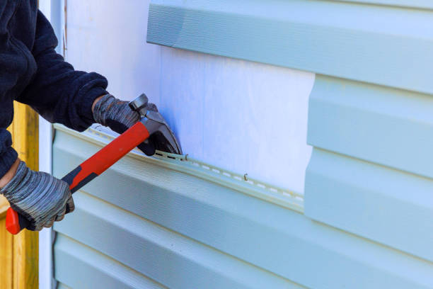 Reliable Emergency Siding Repair contractor in Millwood, WA by Squared Siding